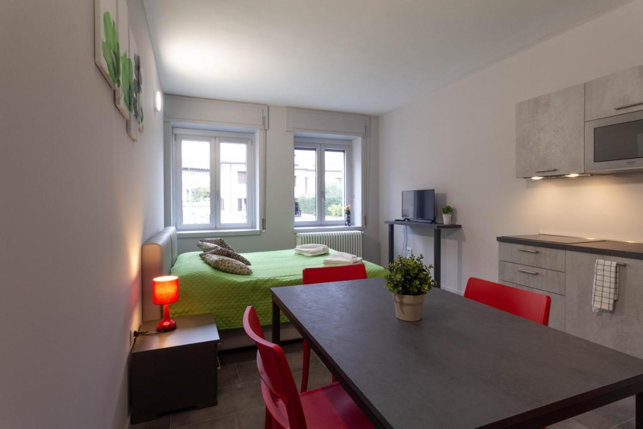 Appartamento Lime - Affitti Brevi Italia Lecco Bagian luar foto